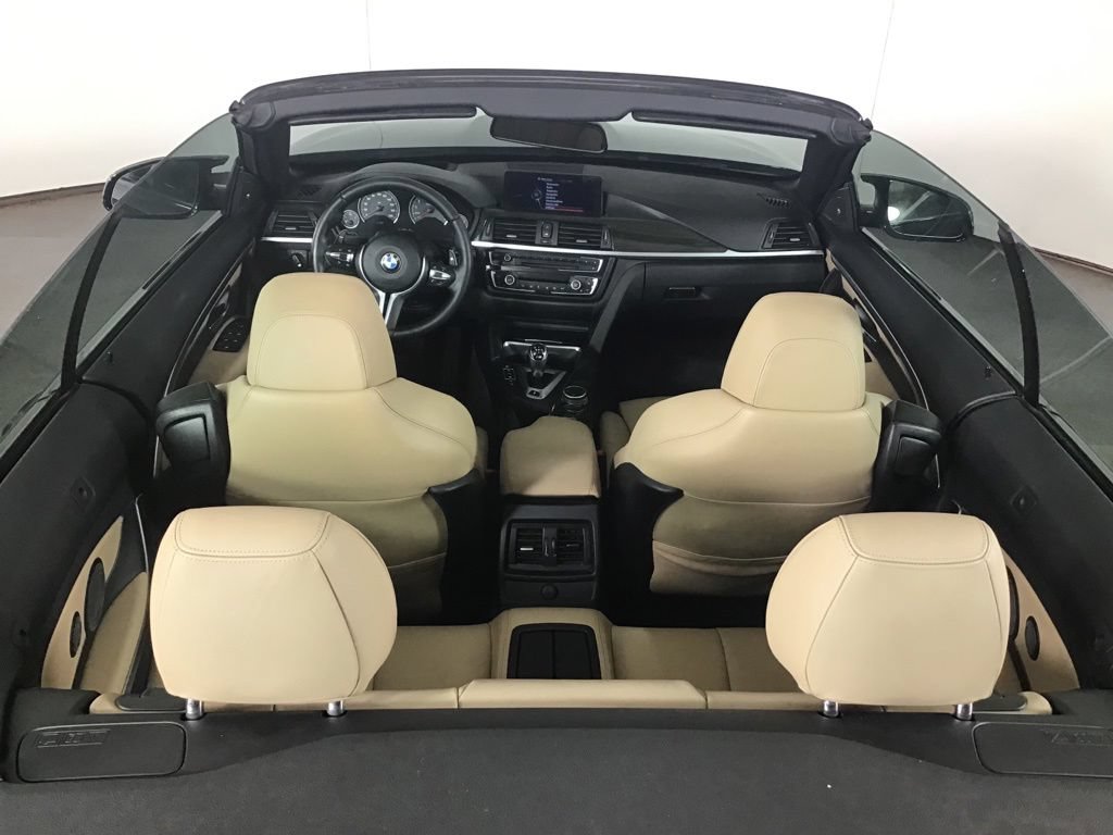 Used 2015 BMW M4 Convertible RWD image 38