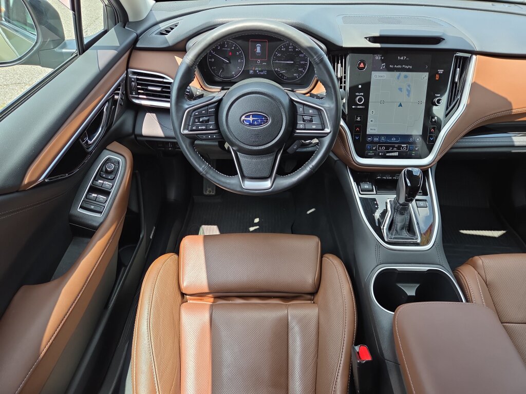 Used 2025 Subaru Outback Touring XT AWD/4WD image 13