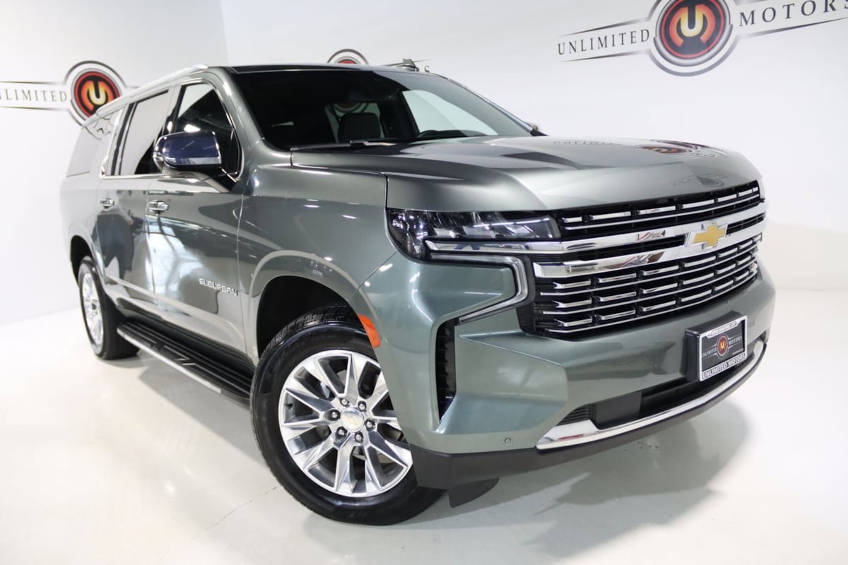Used 2023 Chevrolet Suburban Premier AWD/4WD image 8