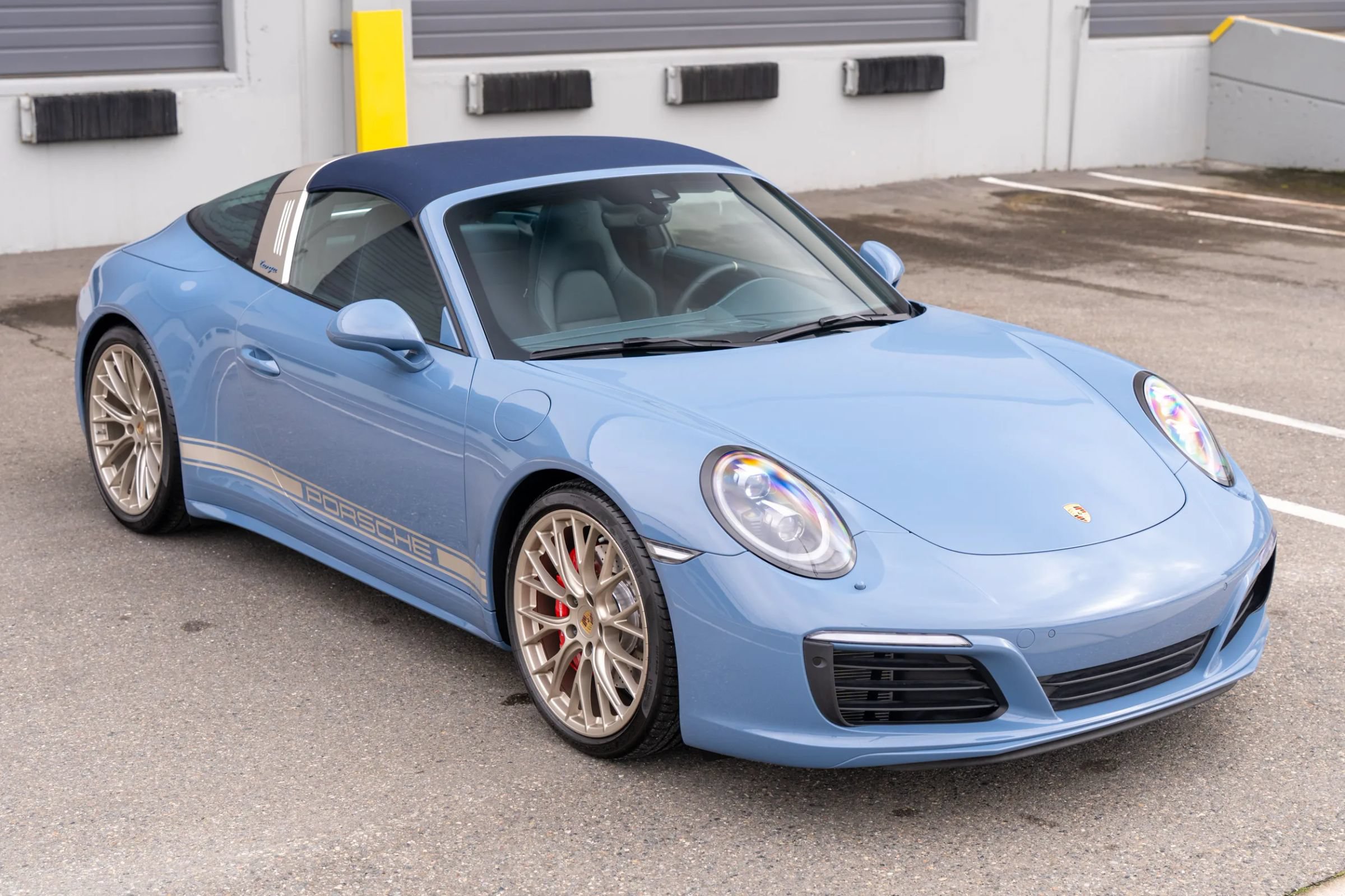 Used 2017 Porsche 911 Targa 4S AWD/4WD image 36