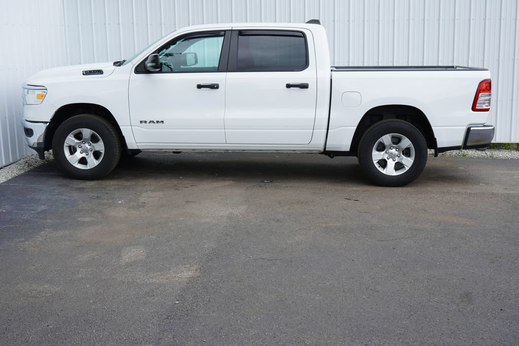 Used 2023 RAM 1500 Big Horn AWD/4WD image 3