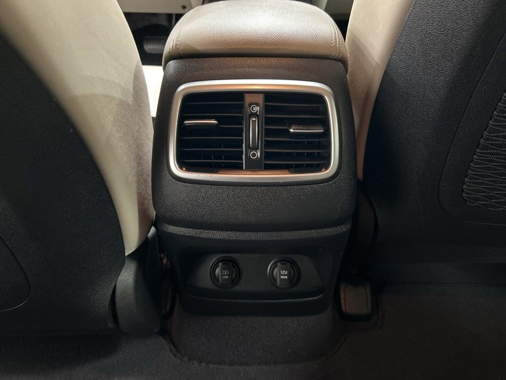 Used 2019 Kia Sorento FWD image 24