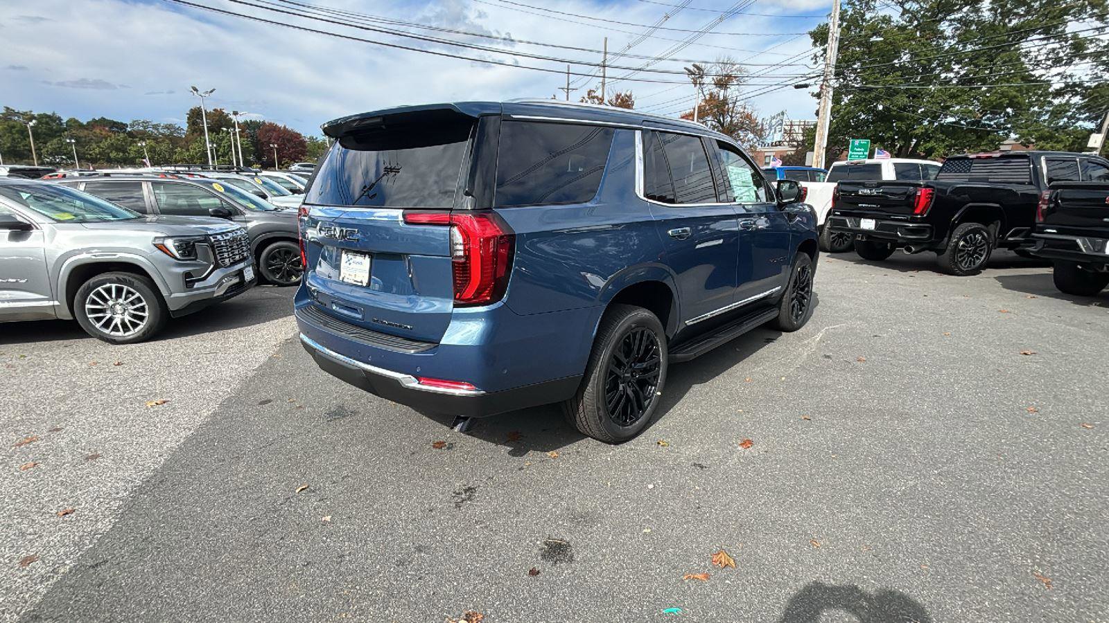 New 2026 GMC Yukon Elevation w/ LPO, Elevation Black Package image 7
