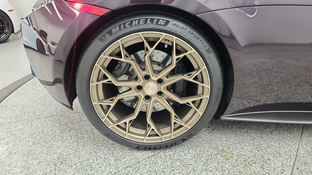 Used 2017 McLaren 570S RWD image 28