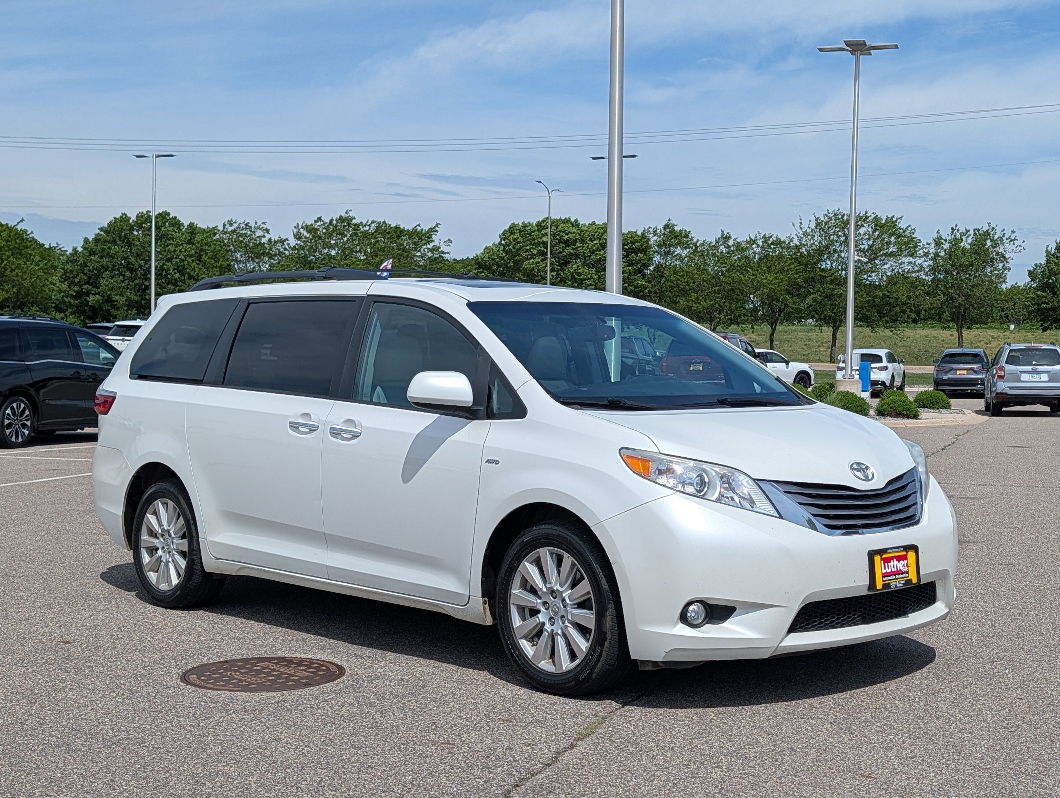 Used 2017 Toyota Sienna XLE