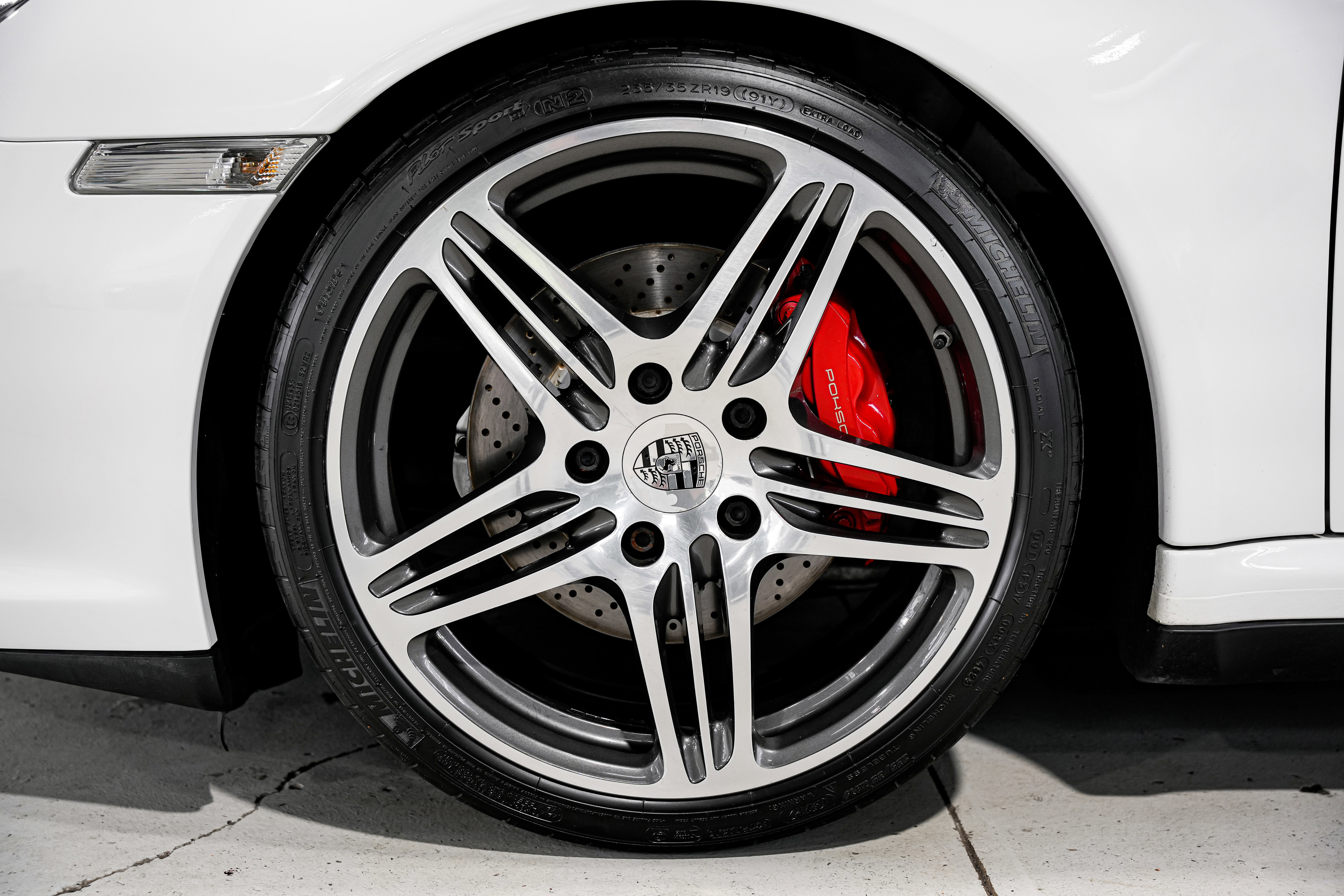 Used 2009 Porsche 911 Carrera 4 image 44