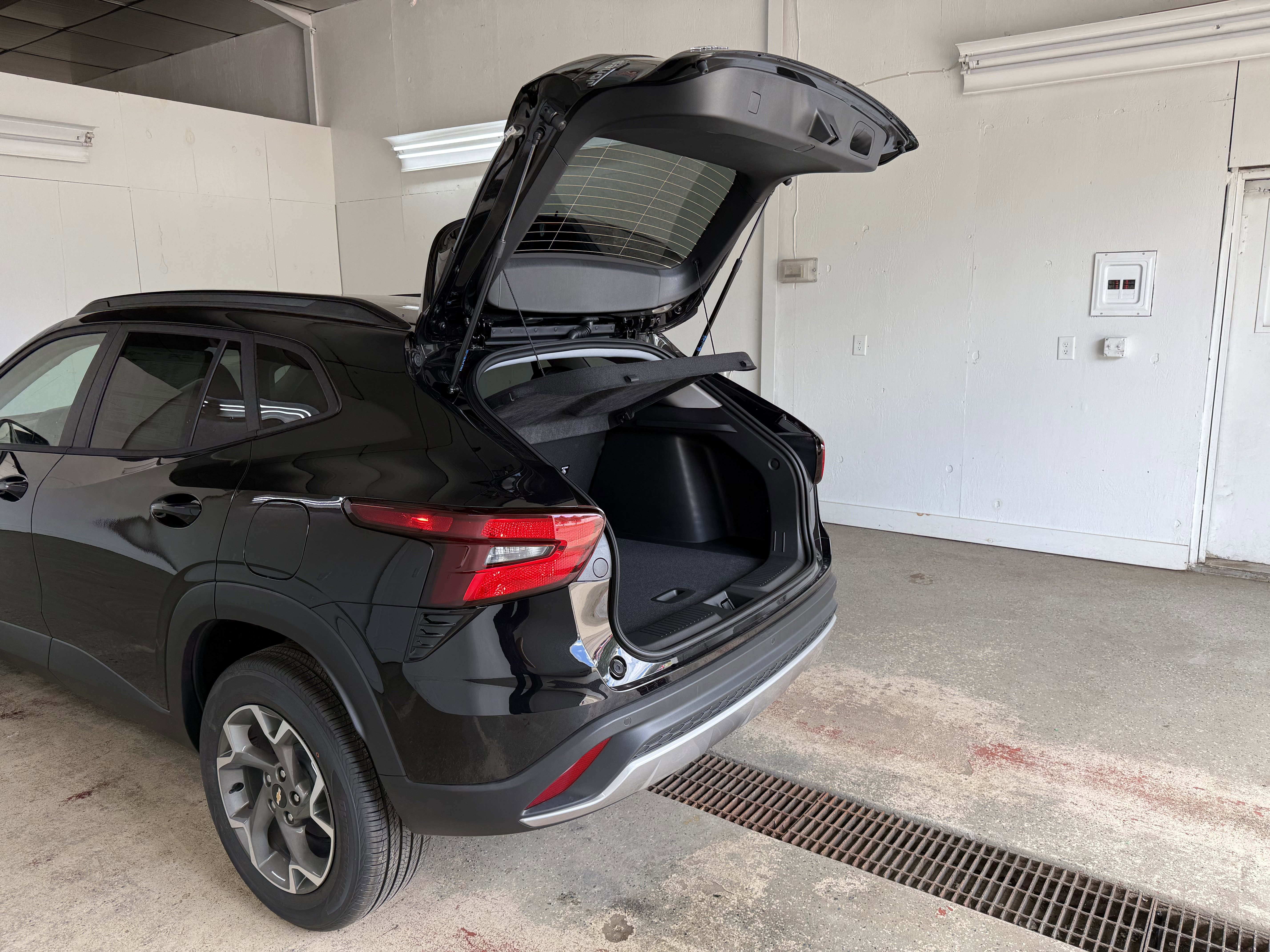 New 2025 Chevrolet Trax LT w/ Driver Confidence Package image 40