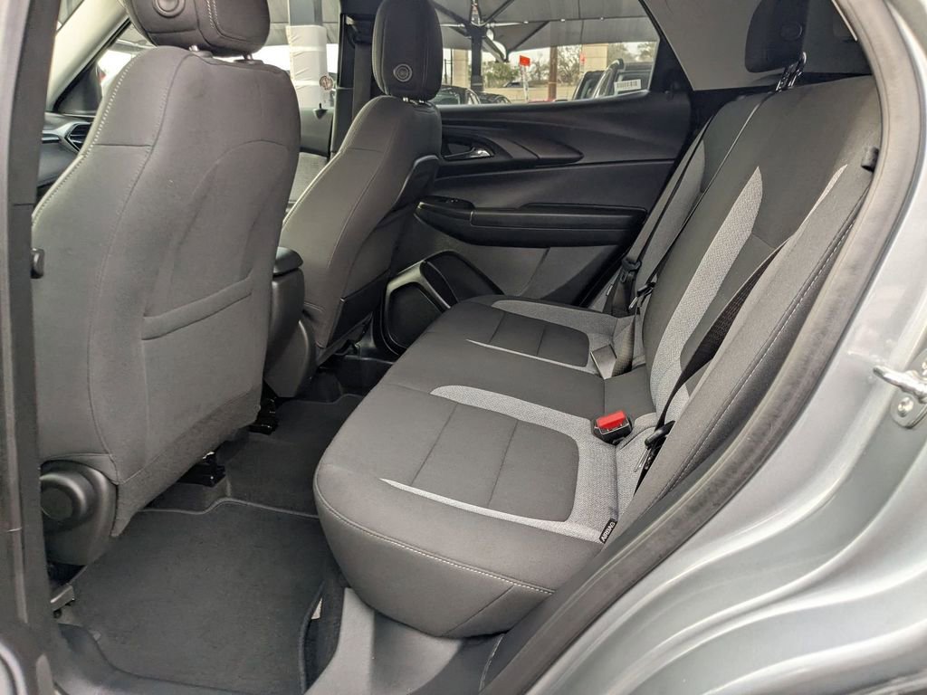 Used 2025 Chevrolet TrailBlazer LT image 23