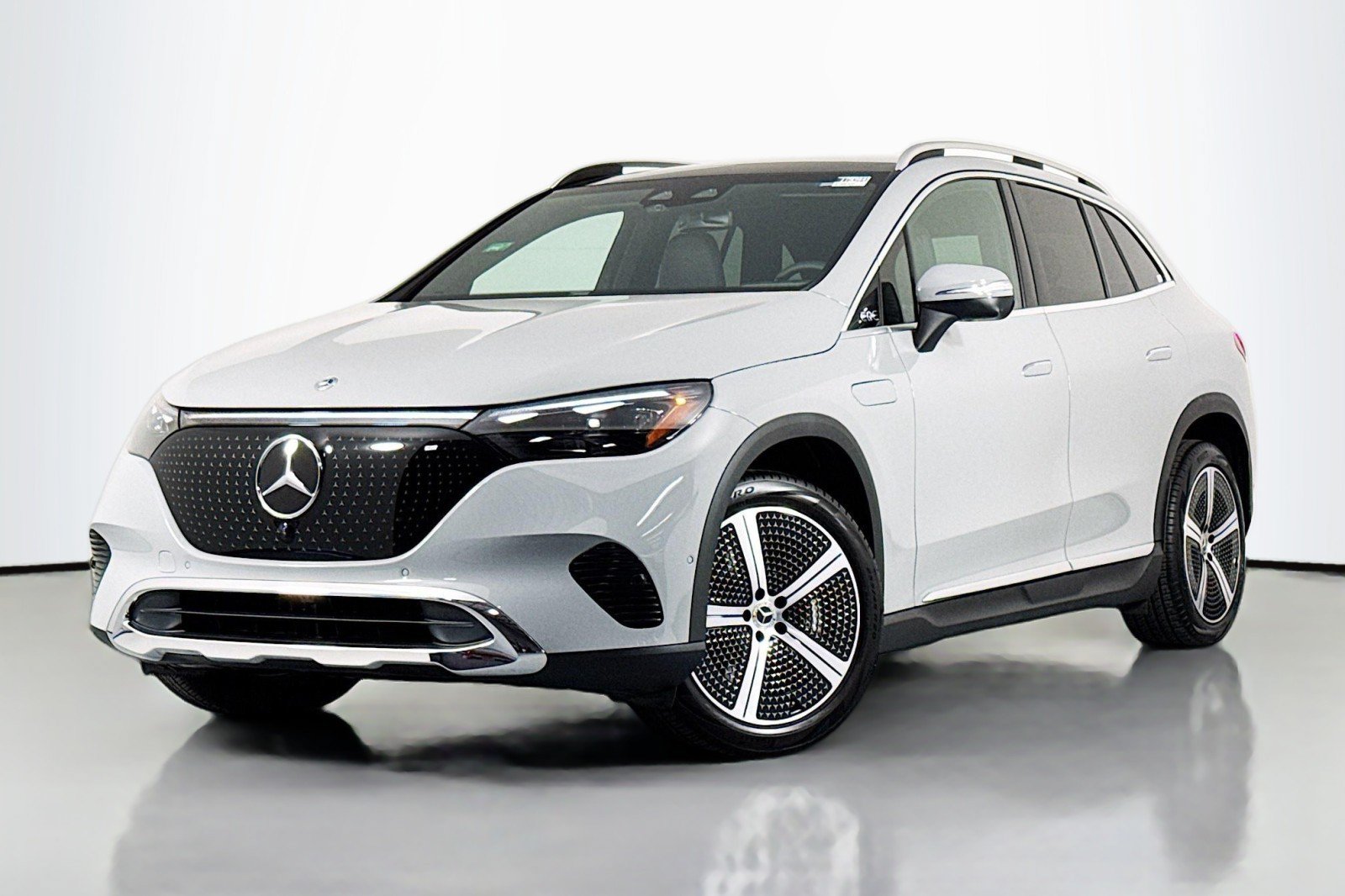 New 2026 Mercedes-Benz EQE 320 4MATIC SUV image 24