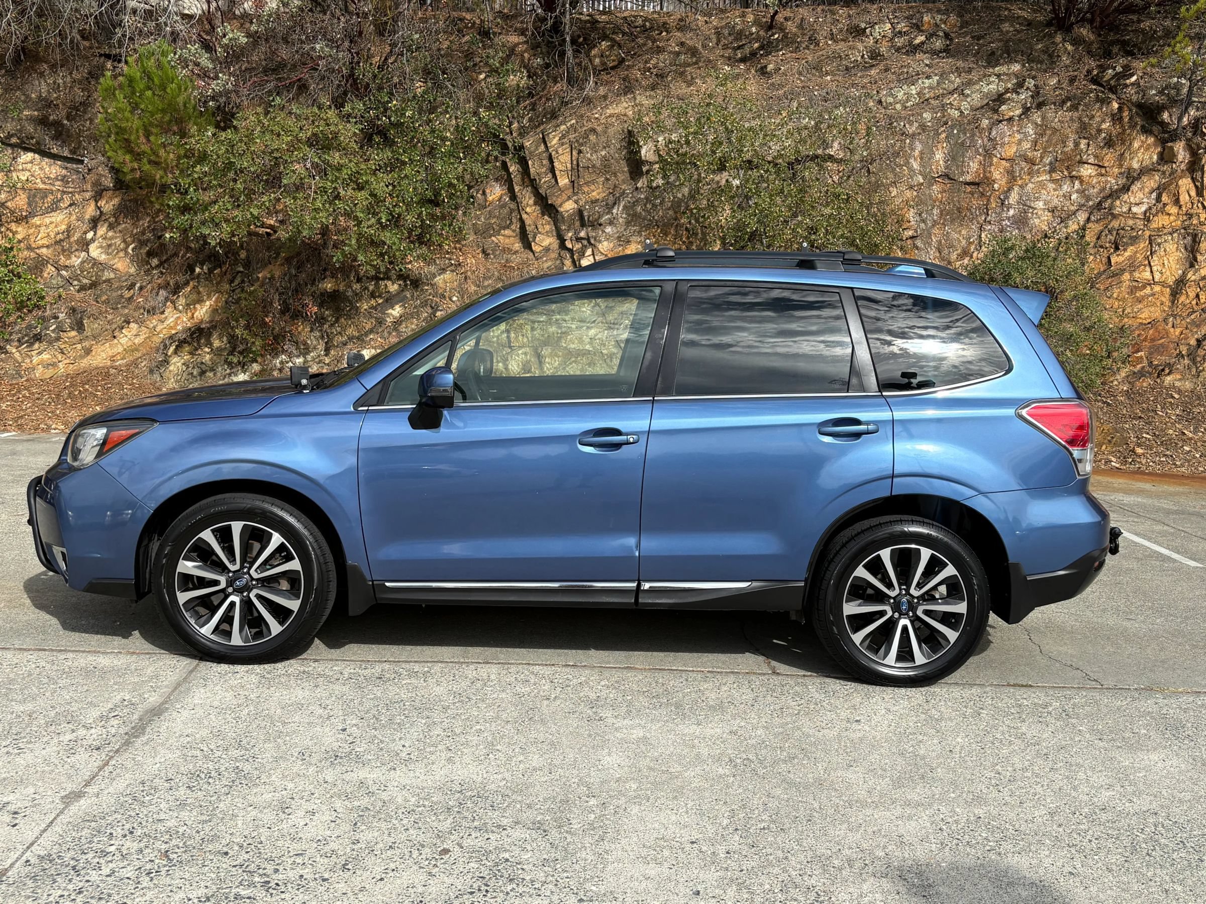 Used 2018 Subaru Forester 2.0XT Touring AWD/4WD image 2