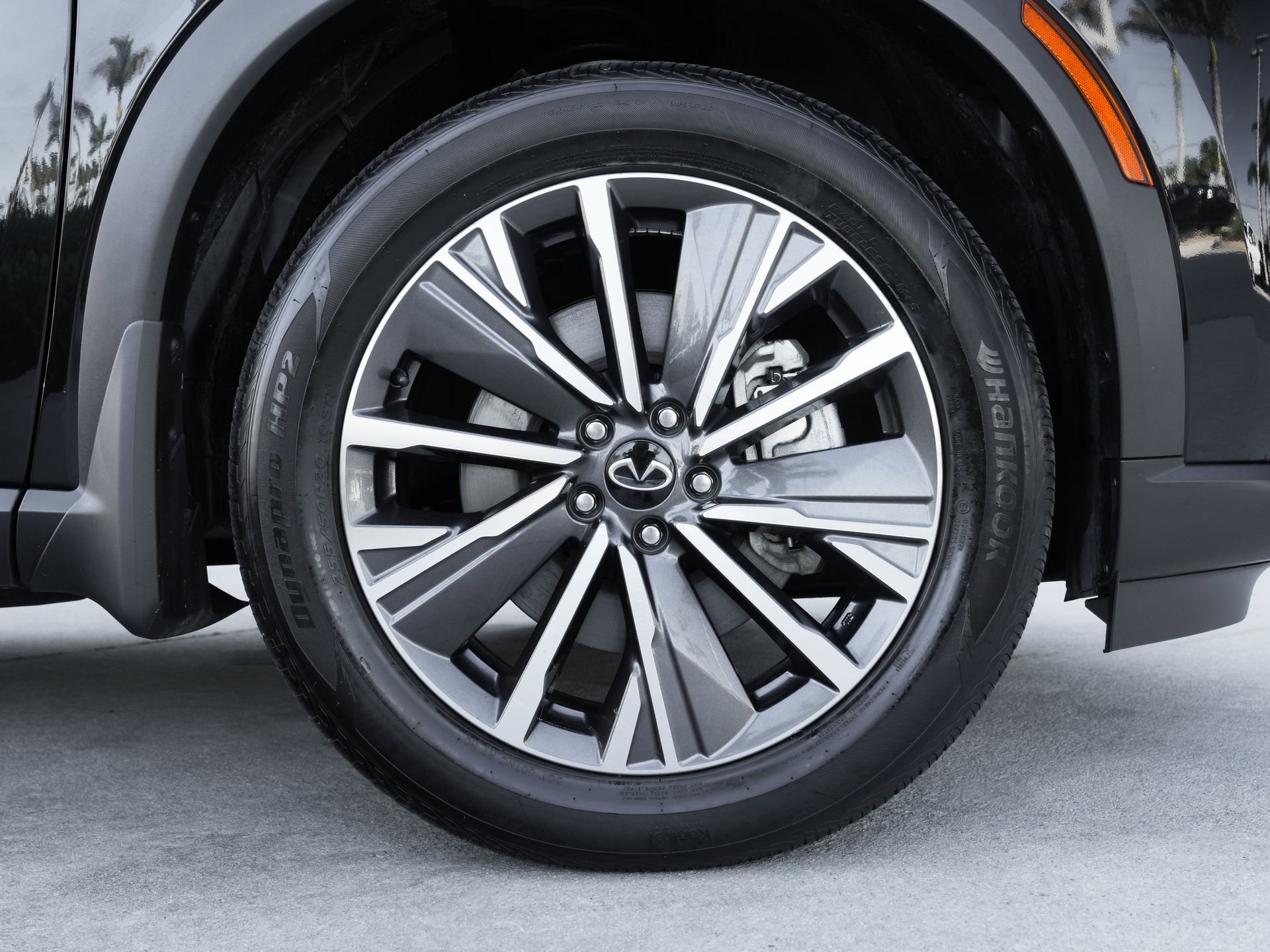 Certified 2026 INFINITI QX60 Luxe w/ Cargo Package FWD image 26