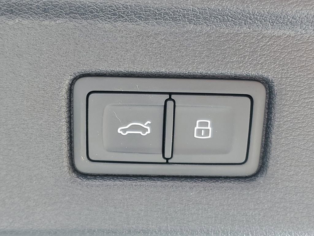 Used 2019 Audi A5 2.0T Premium w/ Convenience Package image 8