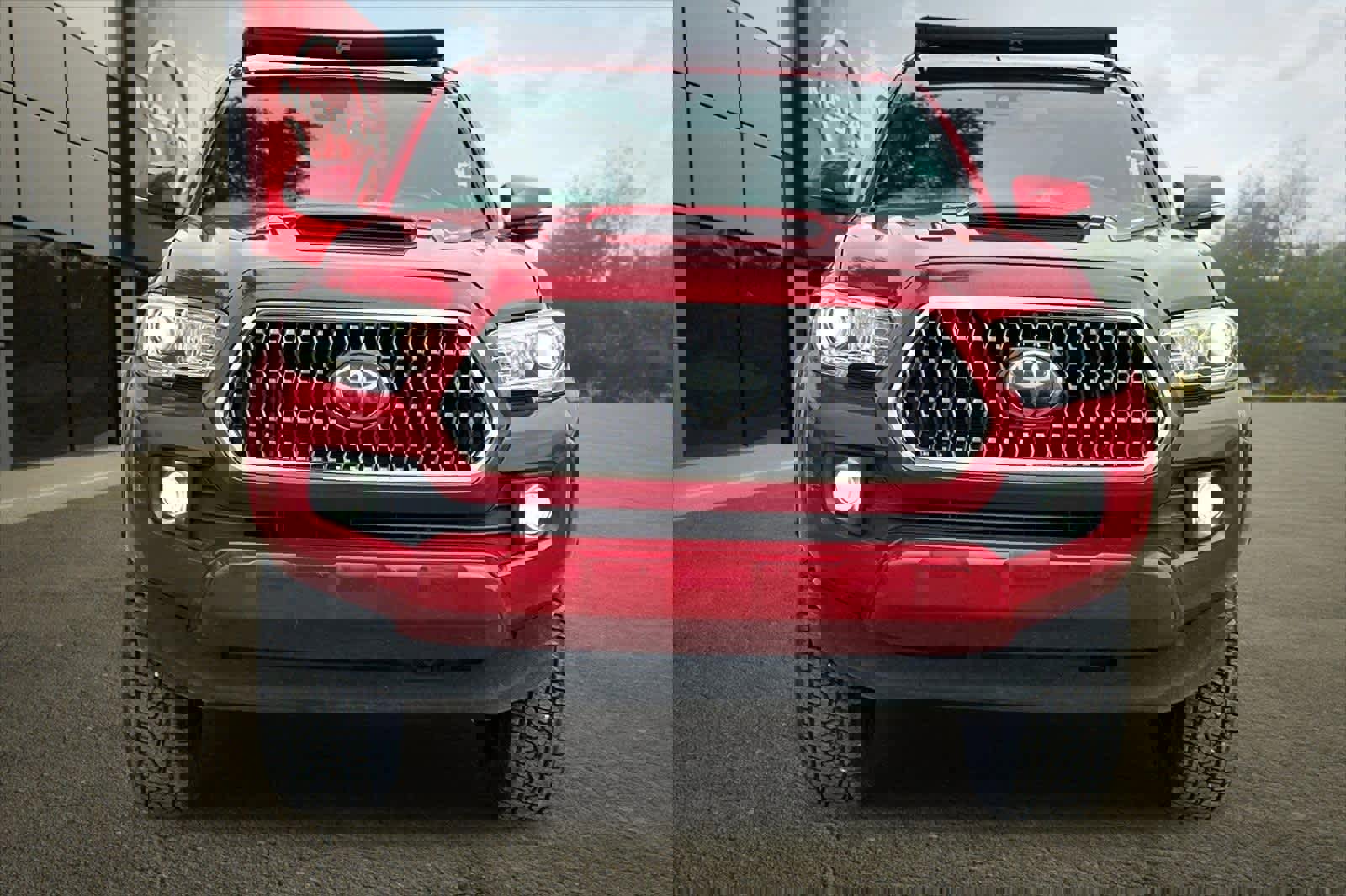 Used 2019 Toyota Tacoma TRD Sport image 11