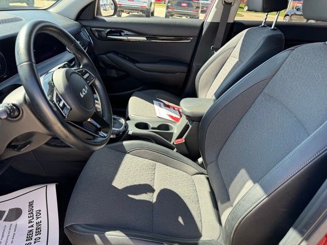 Used 2024 Kia Seltos S AWD/4WD image 10