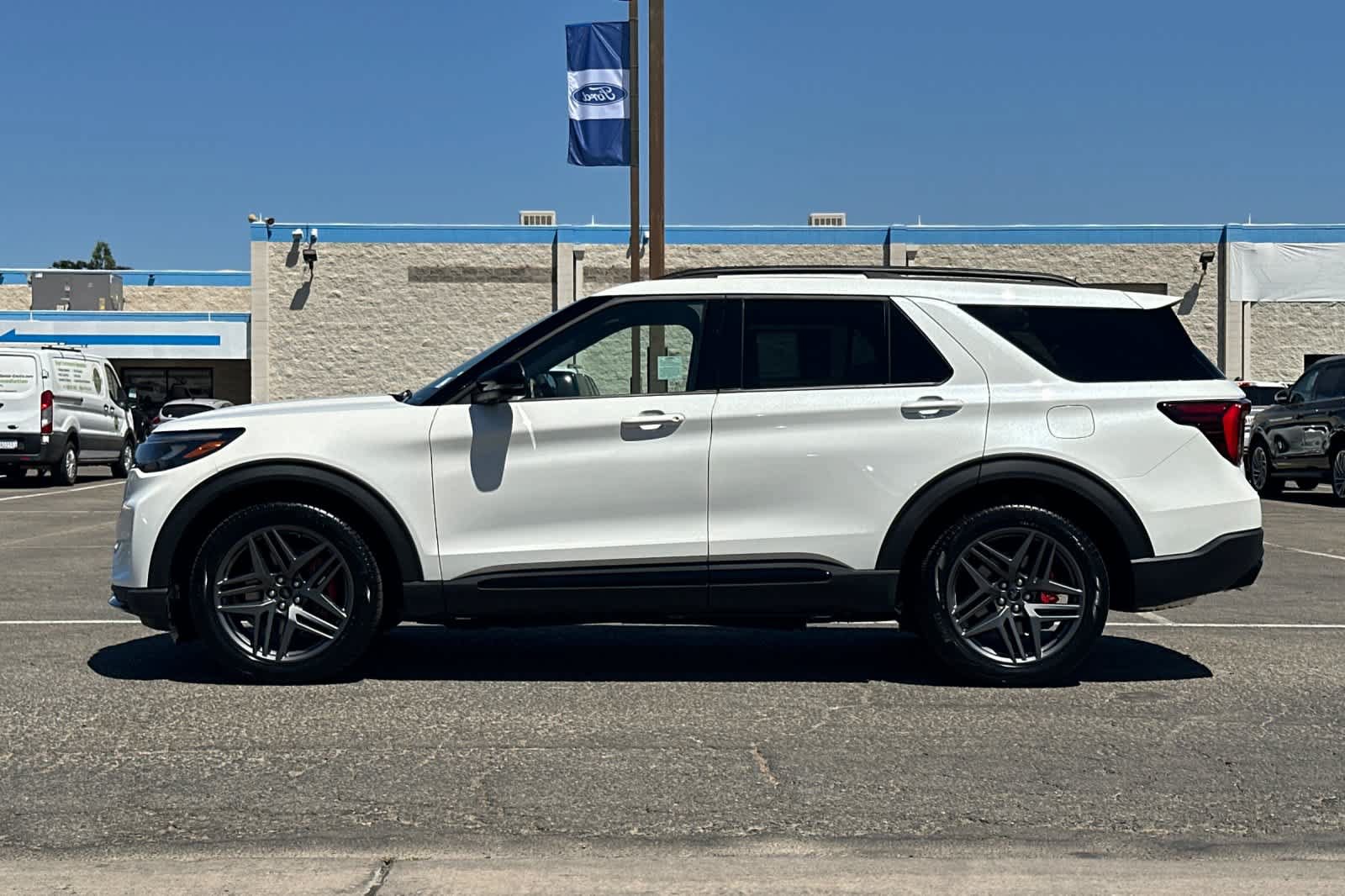 New 2026 Ford Explorer ST w/ Sun And Sound Package AWD/4WD image 5