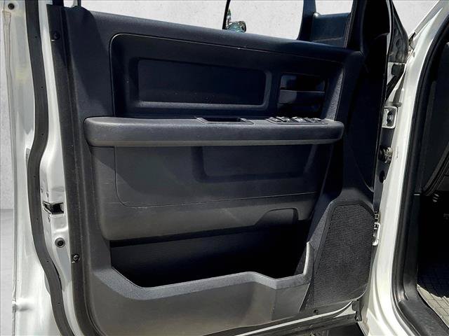 Used 2017 RAM 2500 Tradesman w/ Chrome Appearance Group AWD/4WD image 17