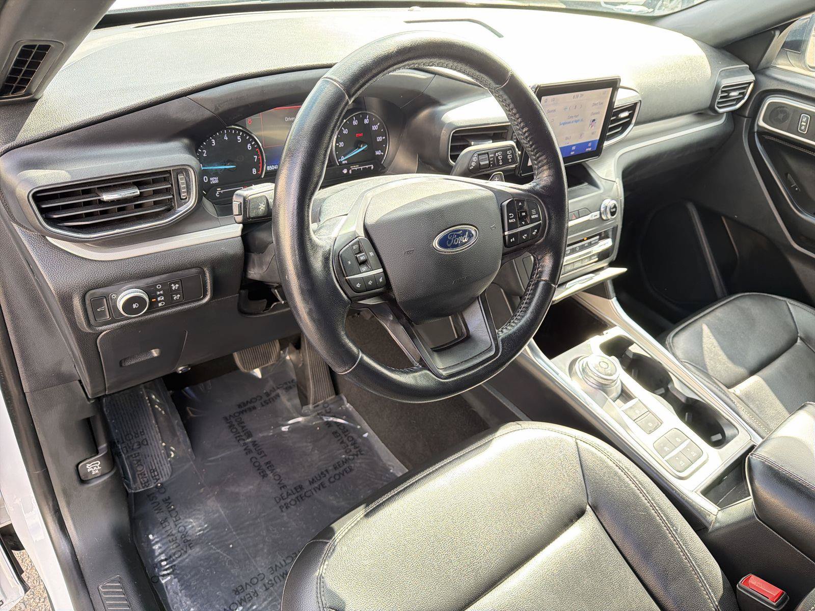 Used 2020 Ford Explorer XLT w/ Equipment Group 202A RWD image 9