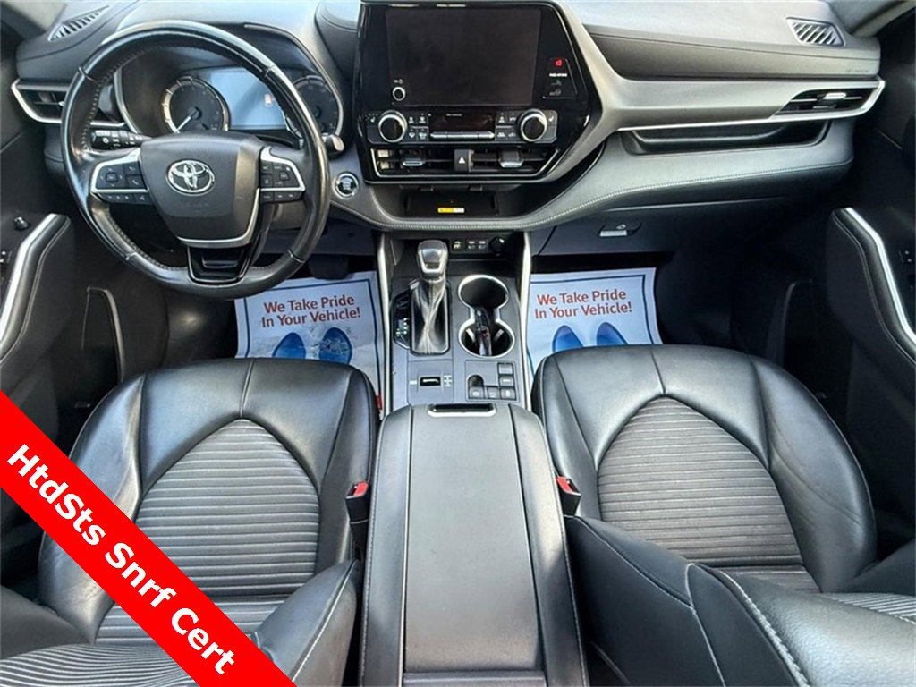Used 2023 Toyota Highlander XSE image 11