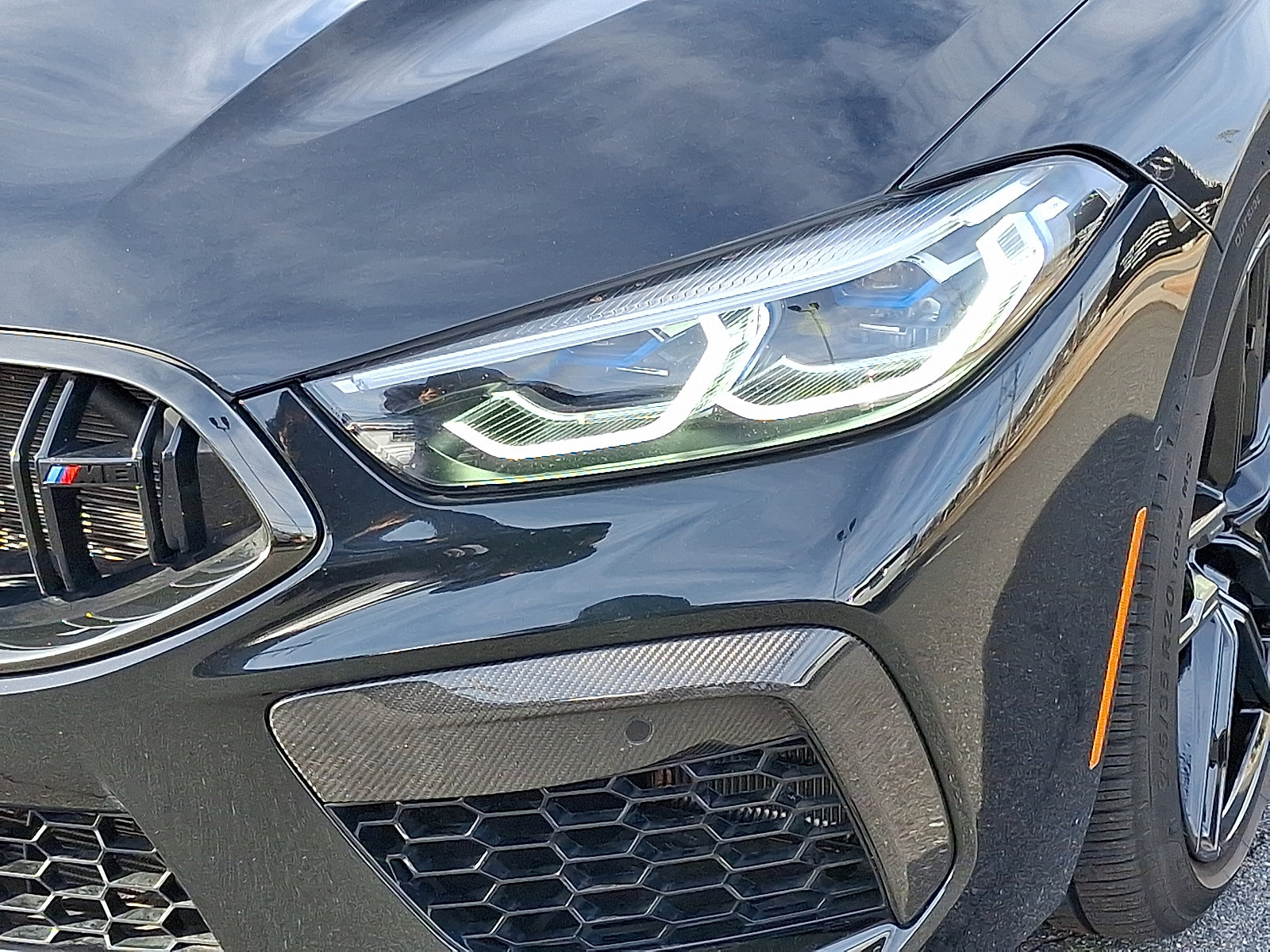 Used 2022 BMW M8 Competition w/ M Carbon Exterior Package image 8