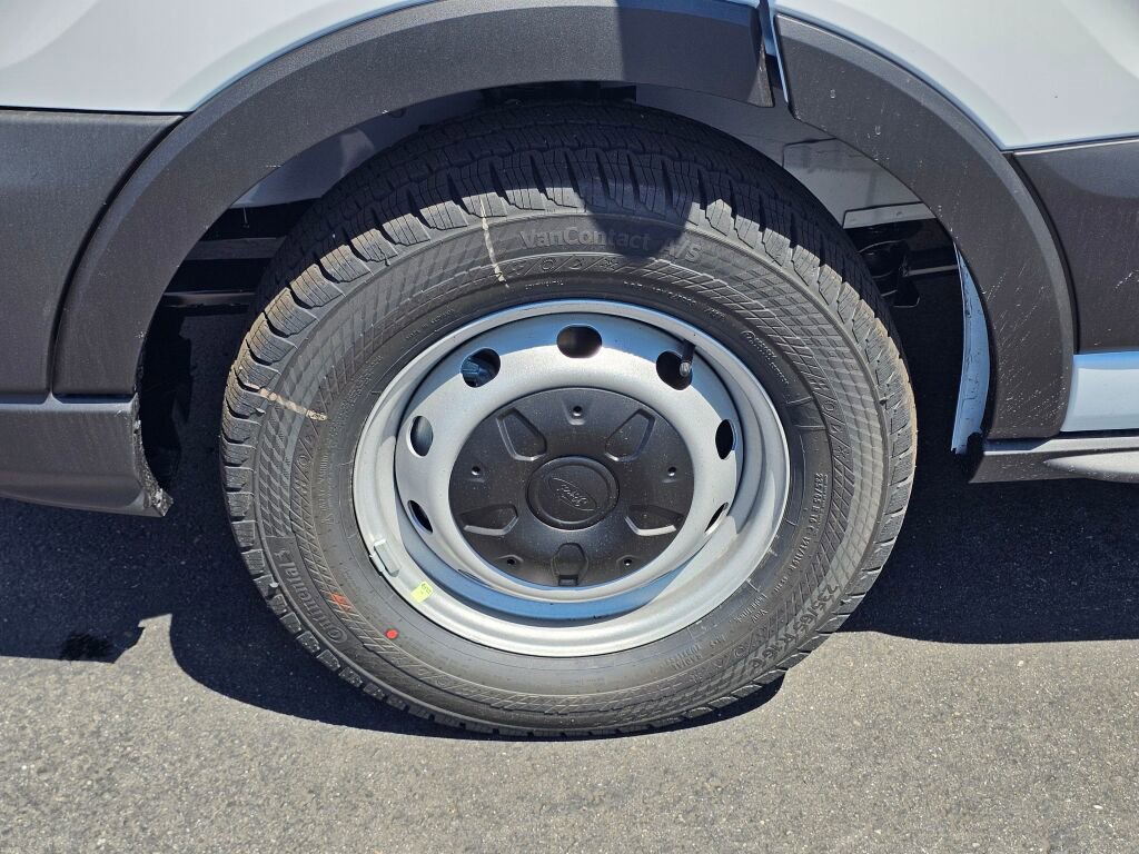 New 2026 Ford Transit 150 Low Roof RWD image 10