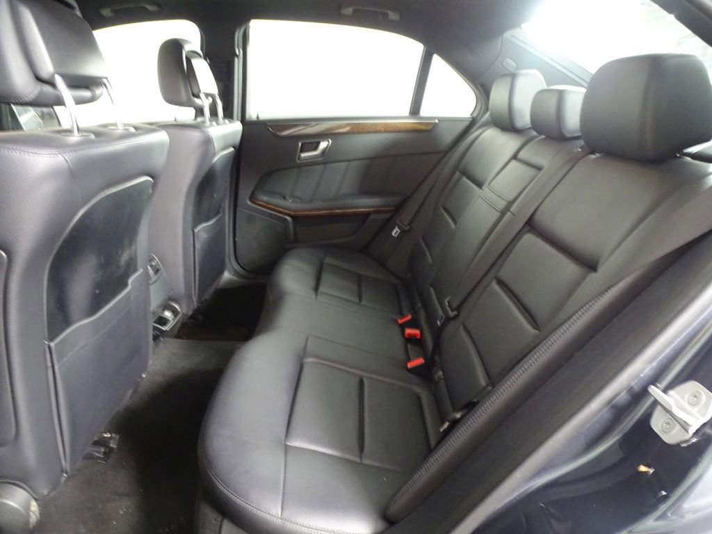 Used 2013 Mercedes-Benz E 350 4MATIC Sedan image 14