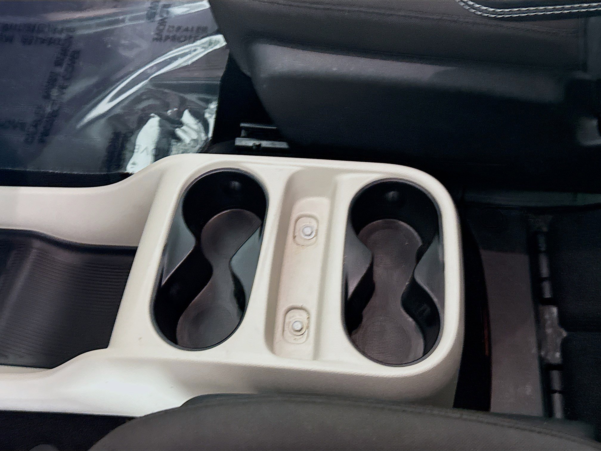 Used 2023 Chrysler Voyager LX FWD image 18