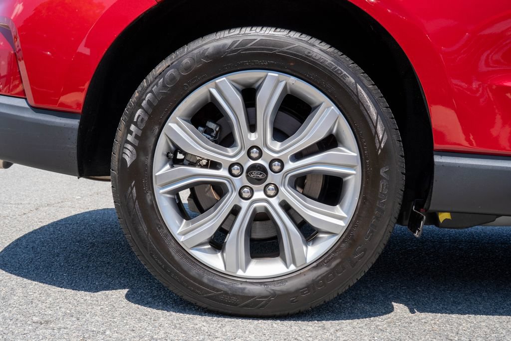 Used 2024 Ford Edge Titanium AWD/4WD image 32
