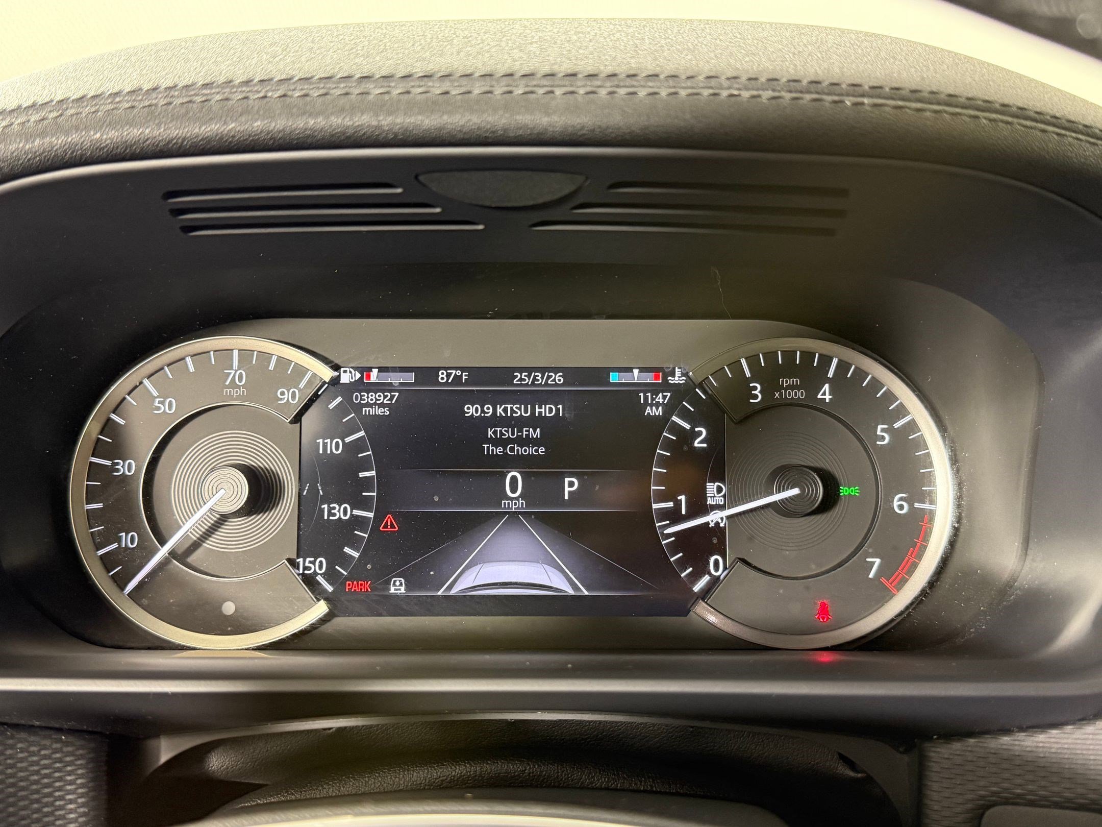 Used 2023 Land Rover Discovery S R-Dynamic image 19