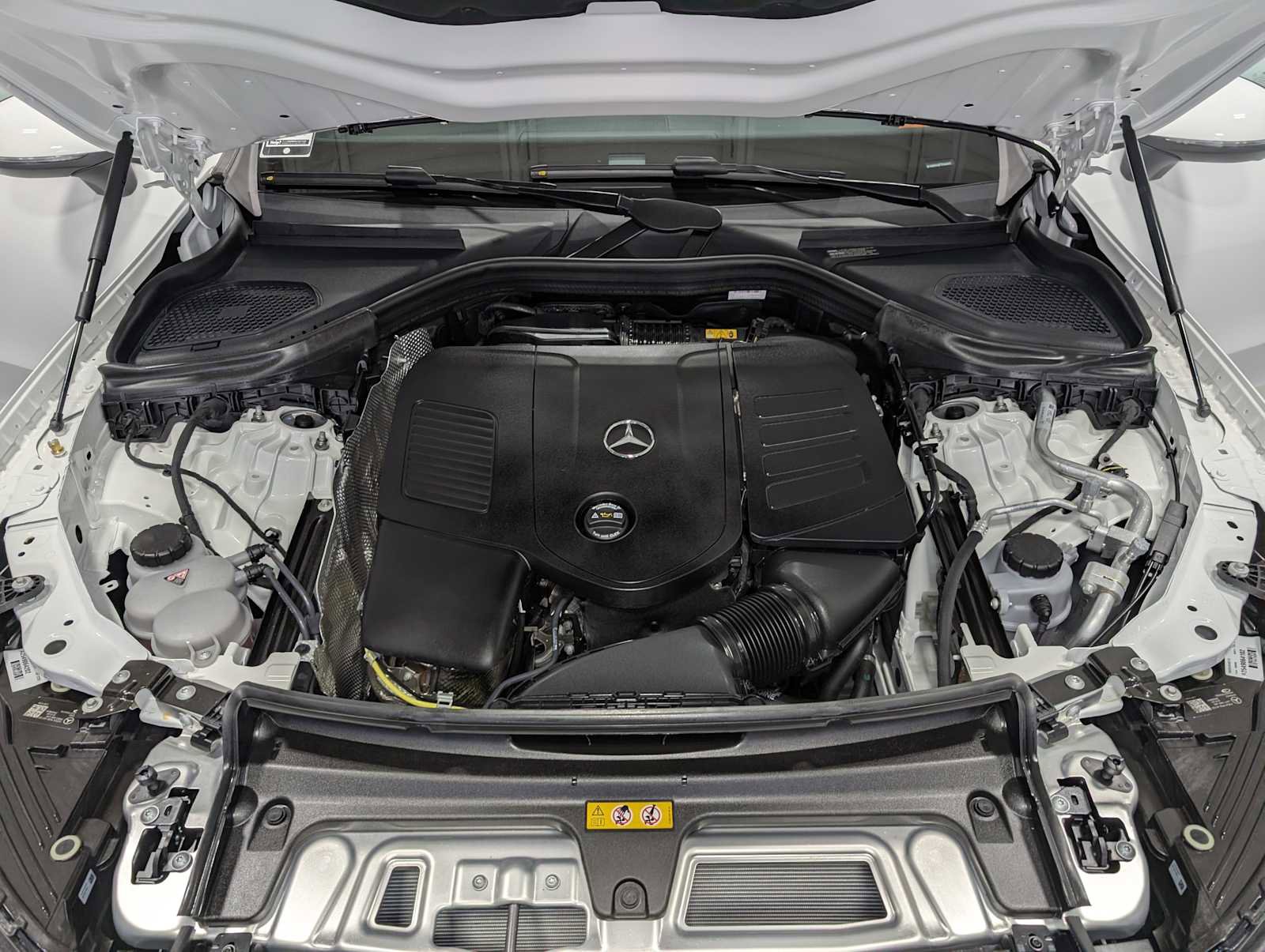 New 2026 Mercedes-Benz GLC 300 GLC 300 image 12