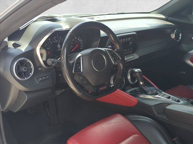 Used 2018 Chevrolet Camaro SS RWD image 10