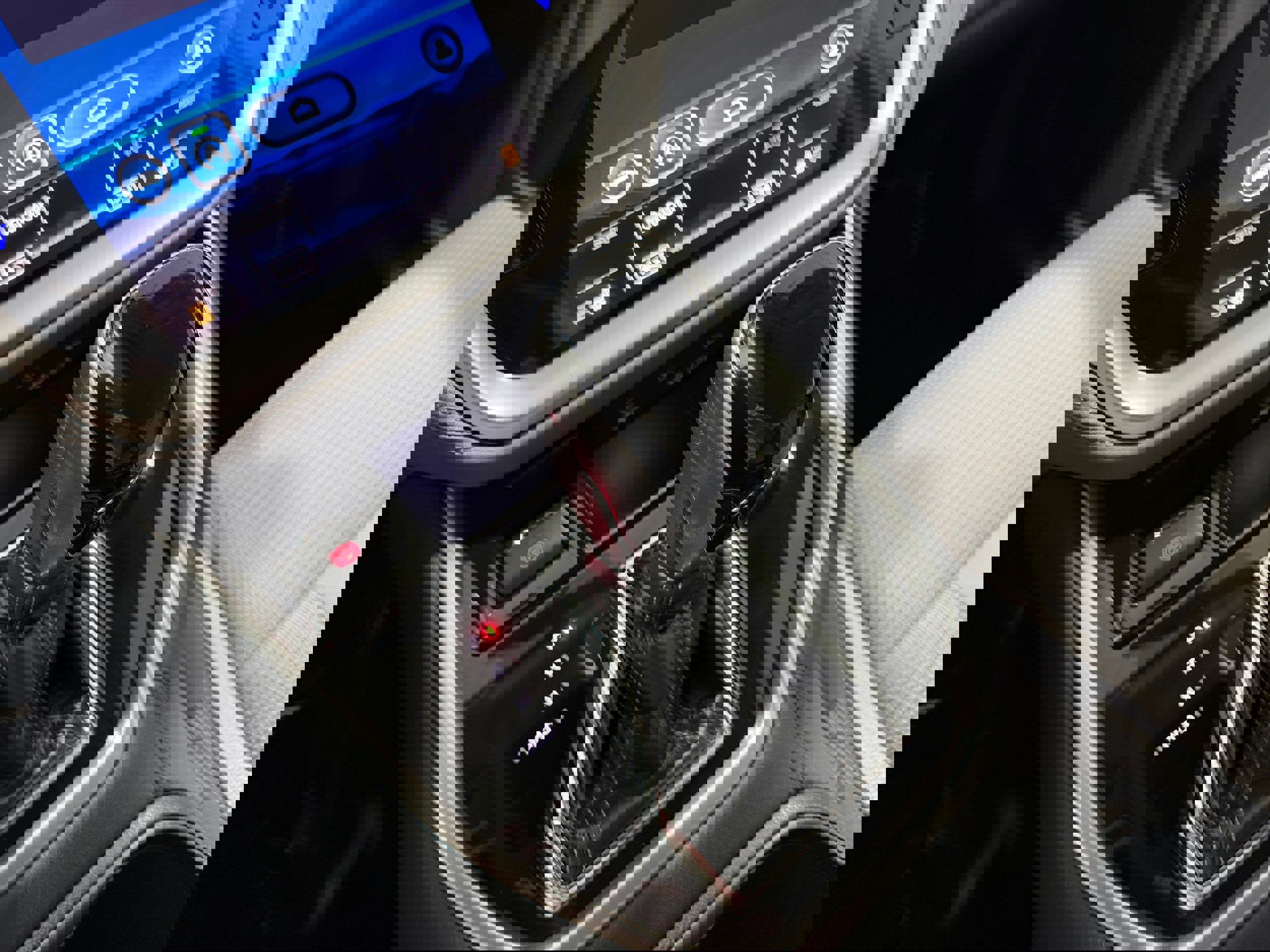 Used 2020 Subaru Outback Premium image 15