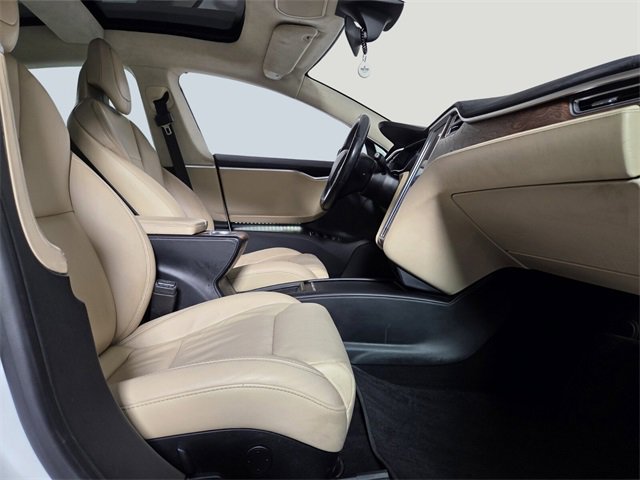 Used 2017 Tesla Model S 60D image 14