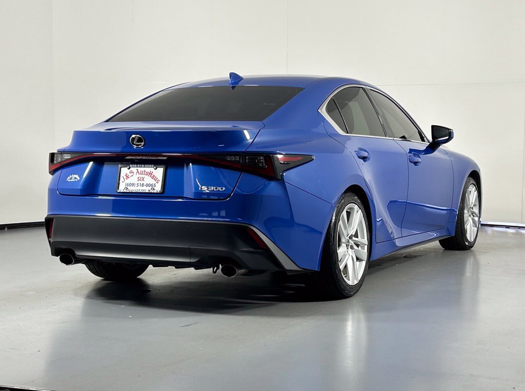 Used 2022 Lexus IS 300 w/ Accessory Package RWD image 7
