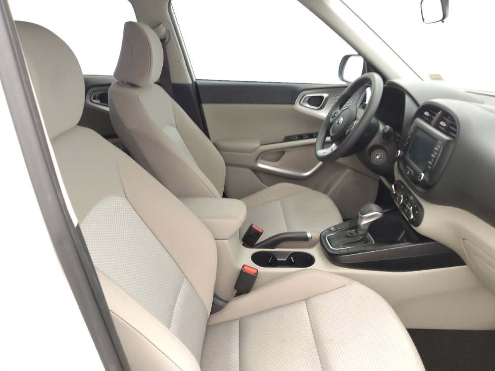 Used 2021 Kia Soul LX image 21