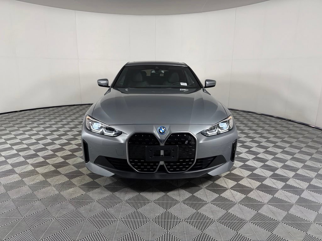 Used 2024 BMW i4 eDrive35 RWD image 3