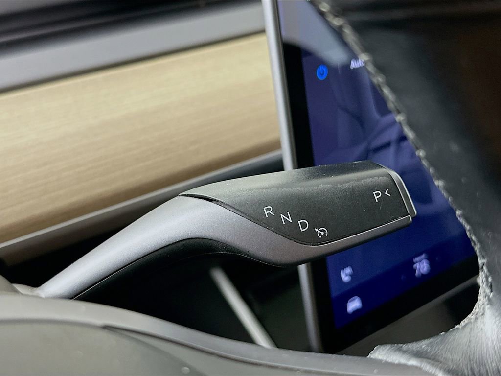 Used 2018 Tesla Model 3 Long Range image 19