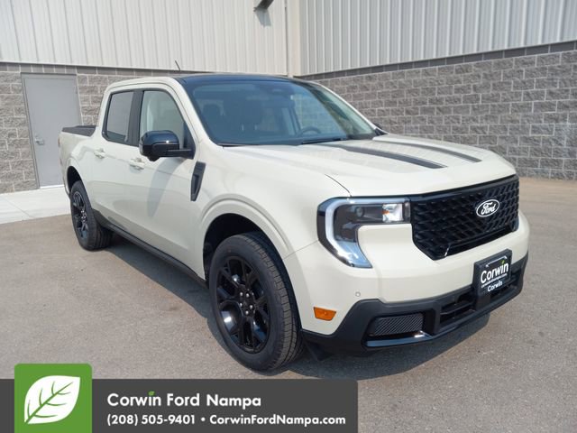 New 2025 Ford Maverick Lariat w/ Black Appearance Package