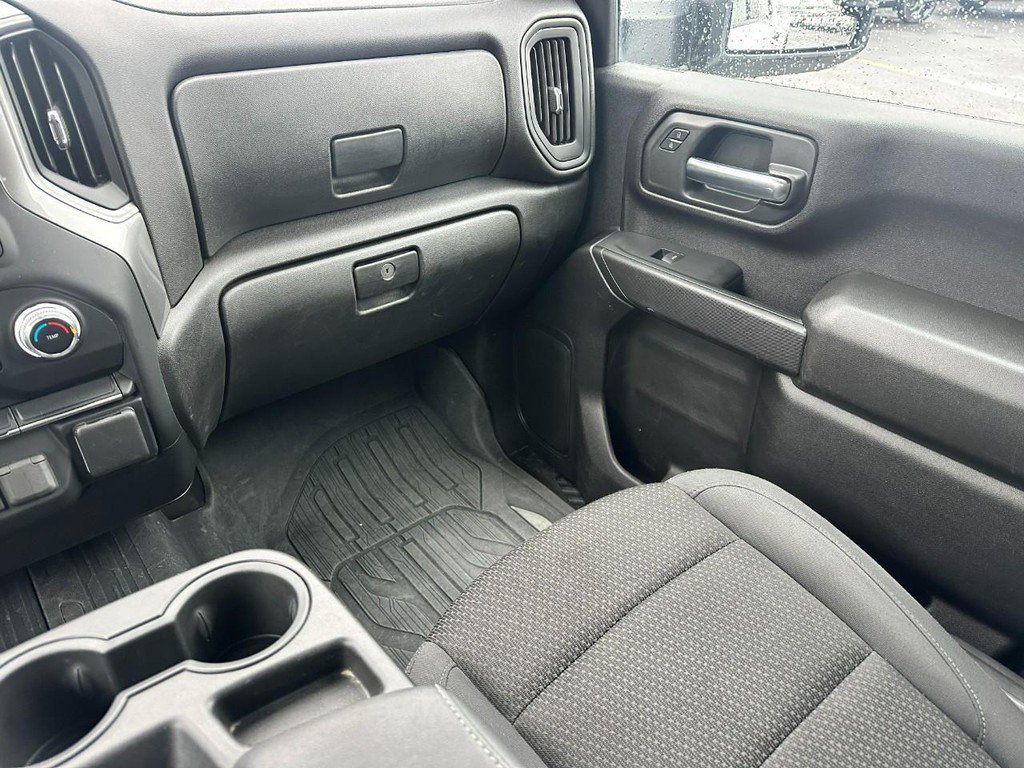 Certified 2024 GMC Sierra 3500 Pro w/ Convenience Package image 15