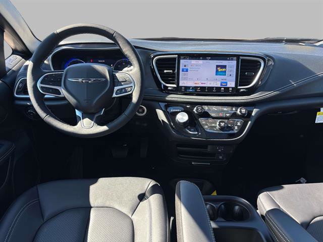 New 2026 Chrysler Pacifica Select image 11