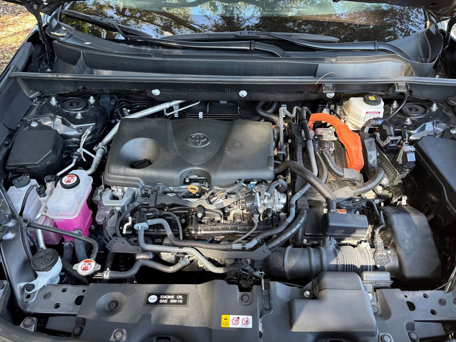 Used 2025 Toyota RAV4 LE AWD/4WD image 33