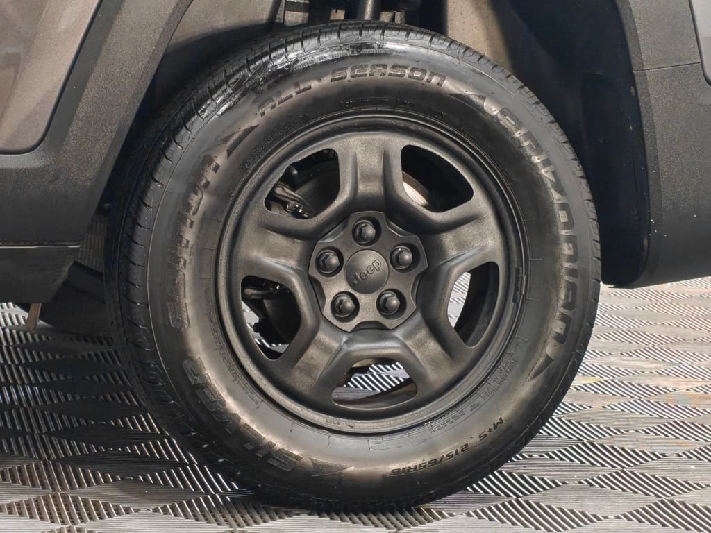 Used 2019 Jeep Renegade Sport AWD/4WD image 41