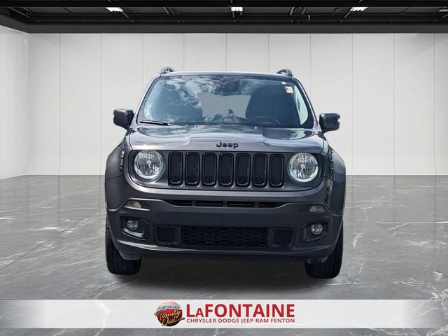Used 2016 Jeep Renegade Latitude AWD/4WD image 8