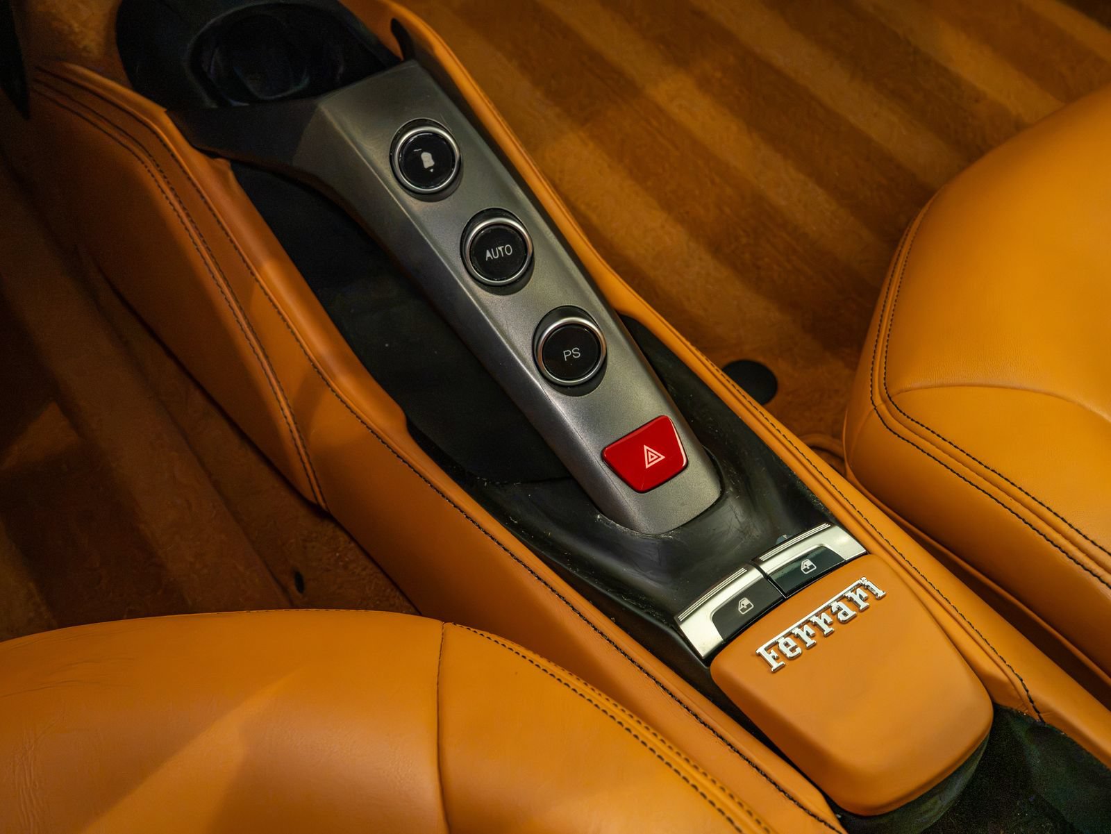 Certified 2016 Ferrari 488 GTB RWD image 15