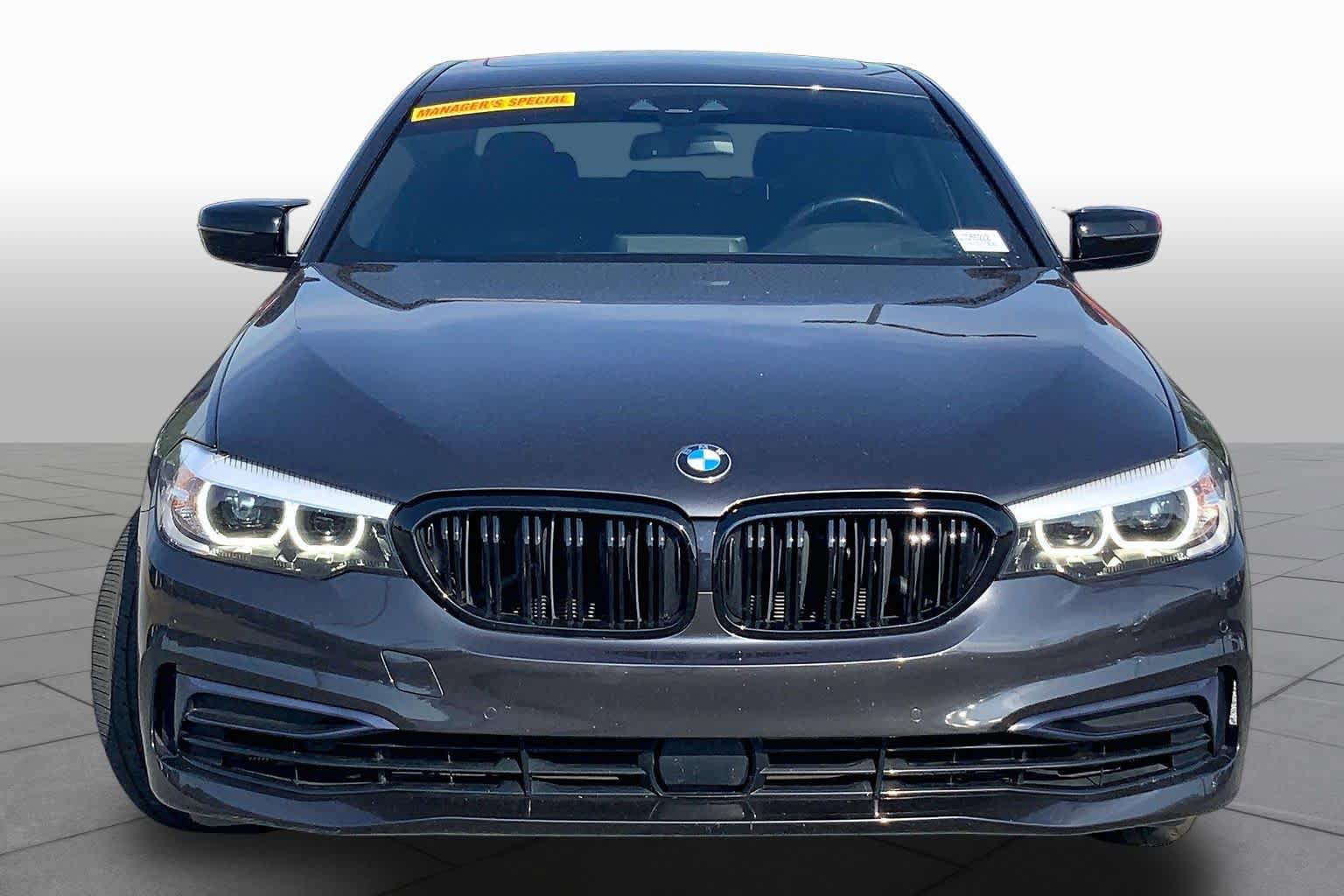 Used 2020 BMW 540i w/ Premium Package RWD image 4