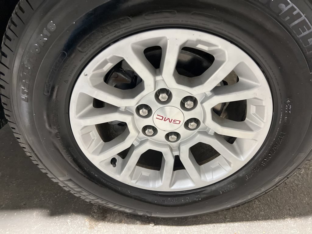 Used 2018 GMC Sierra 1500 SLE w/ Suspension Package, Off-Road AWD/4WD image 44