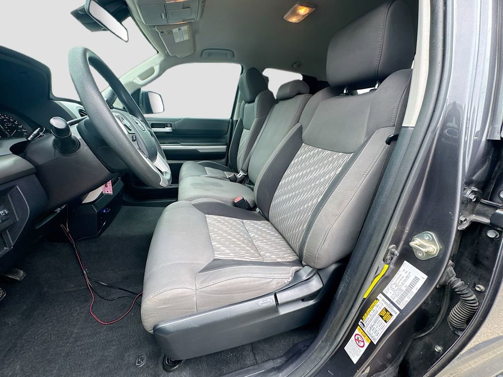 Used 2018 Toyota Tundra SR5 RWD image 25