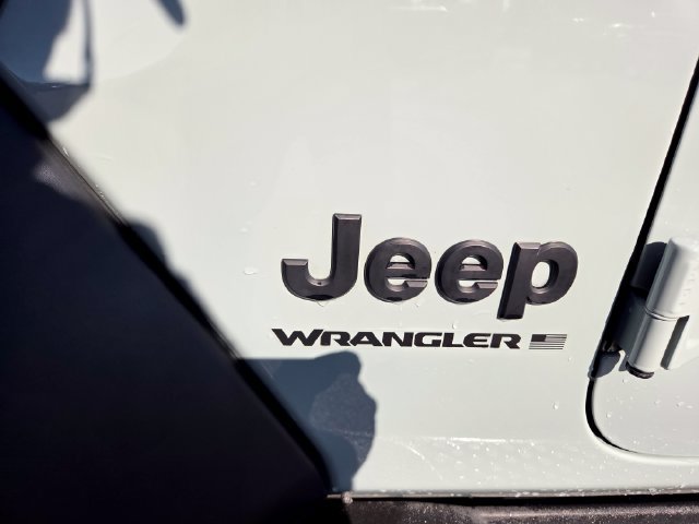 Used 2023 Jeep Wrangler Sport AWD/4WD image 23