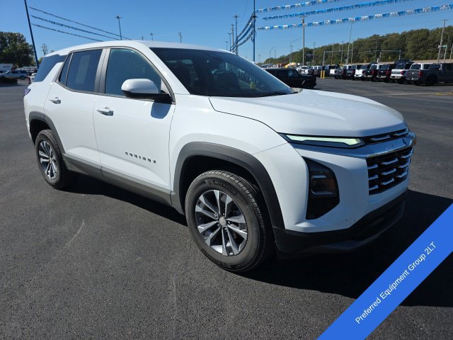 Used 2026 Chevrolet Equinox LT AWD/4WD image 3