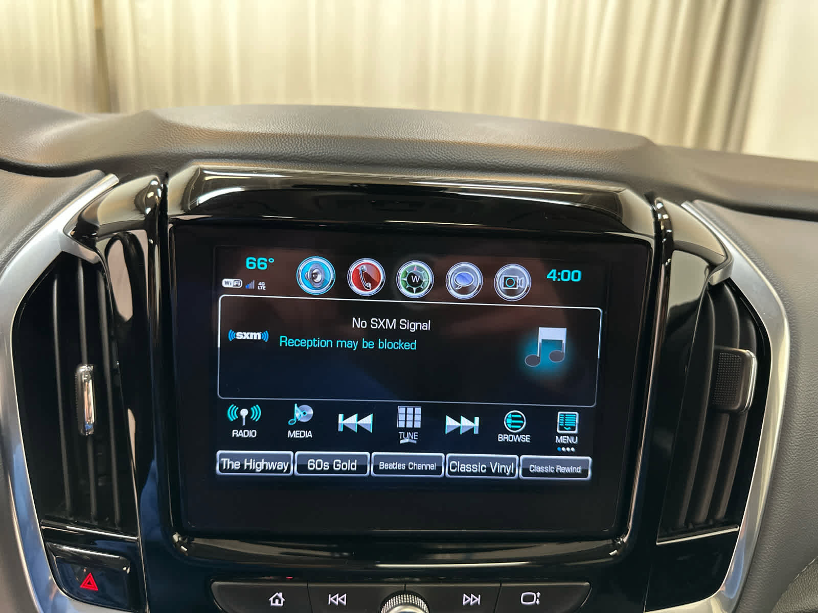 Used 2019 Chevrolet Traverse LT w/ LT Premium Package AWD/4WD image 20