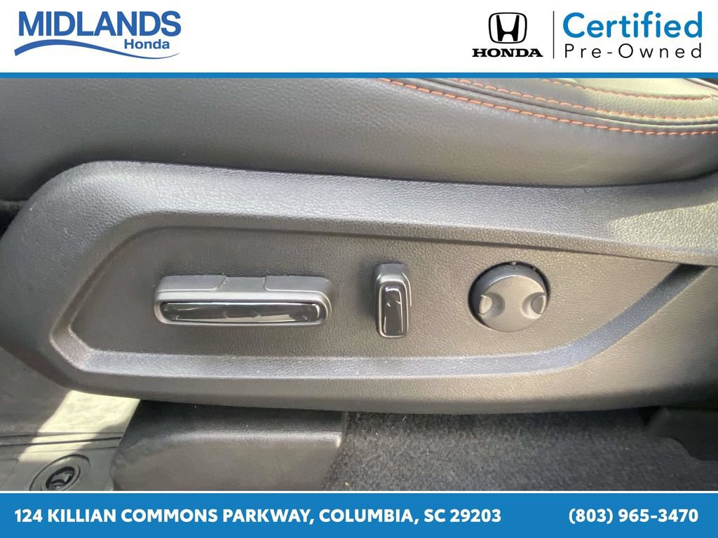 Certified 2025 Honda Pilot TrailSport image 18